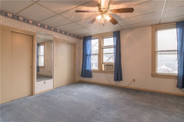 222 N 2nd St, Jeannette, PA 15644