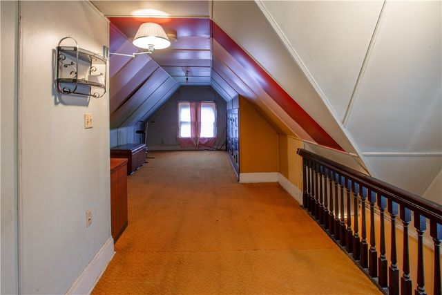 222 N 2nd St, Jeannette, PA 15644