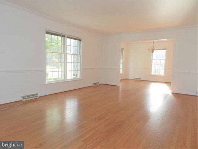 108 WILDERNESS LN, Fredericksburg, VA 22401