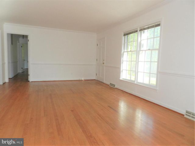 108 WILDERNESS LN, Fredericksburg, VA 22401