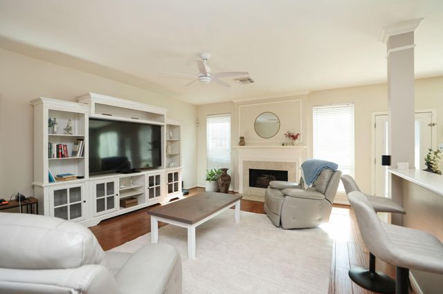 16011 Maplewick Drive, Tomball, TX 77377