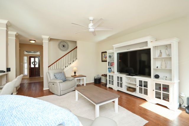 16011 Maplewick Drive, Tomball, TX 77377