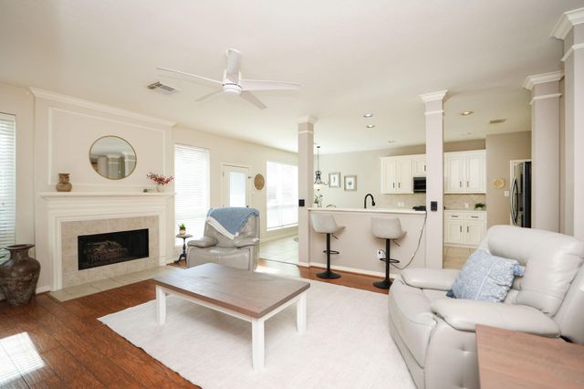 16011 Maplewick Drive, Tomball, TX 77377