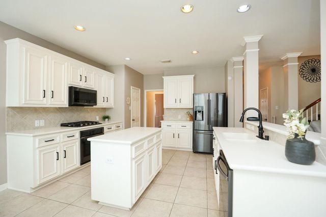 16011 Maplewick Drive, Tomball, TX 77377