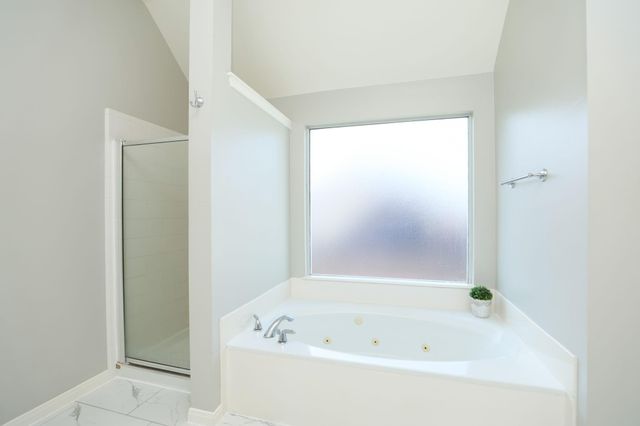 16011 Maplewick Drive, Tomball, TX 77377