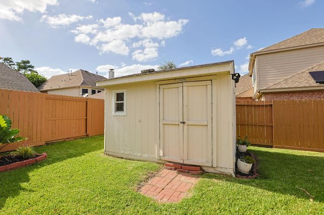 16011 Maplewick Drive, Tomball, TX 77377
