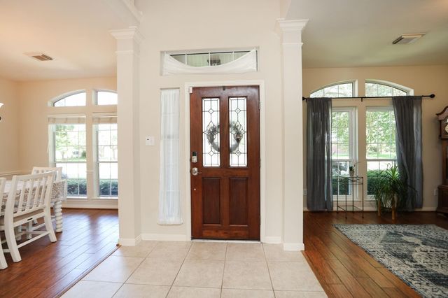 16011 Maplewick Drive, Tomball, TX 77377