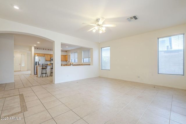 29922 N LITTLE LEAF Drive, San Tan Valley, AZ 85143