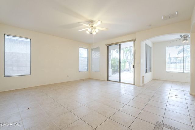 29922 N LITTLE LEAF Drive, San Tan Valley, AZ 85143