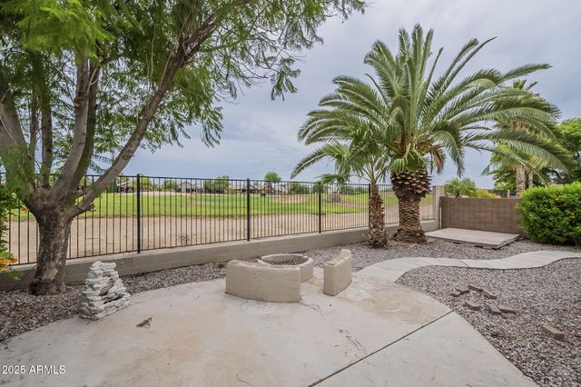 29922 N LITTLE LEAF Drive, San Tan Valley, AZ 85143