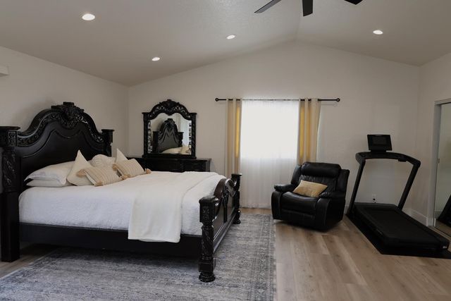 3414 Club Ln, Sacramento, CA 95821