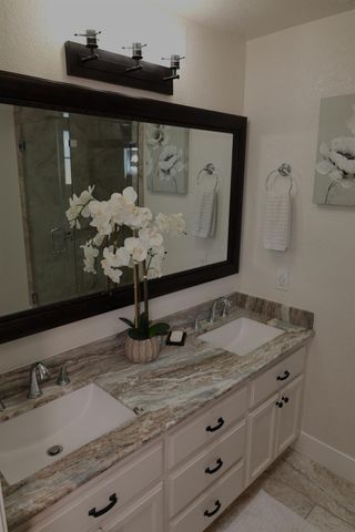 3414 Club Ln, Sacramento, CA 95821