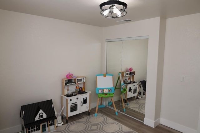 3414 Club Ln, Sacramento, CA 95821