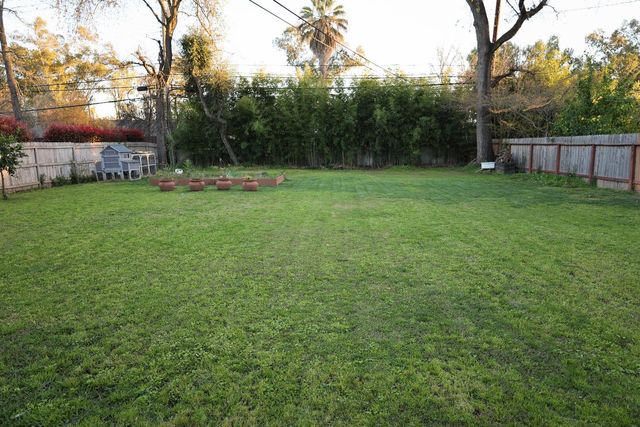 3414 Club Ln, Sacramento, CA 95821