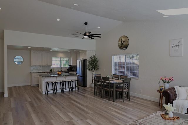 3414 Club Ln, Sacramento, CA 95821