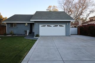 3414 Club Ln, Sacramento, CA 95821