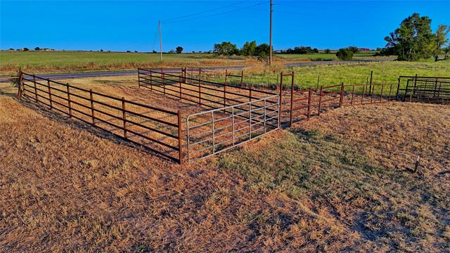 17273 Fm 103, Nocona, TX 76255