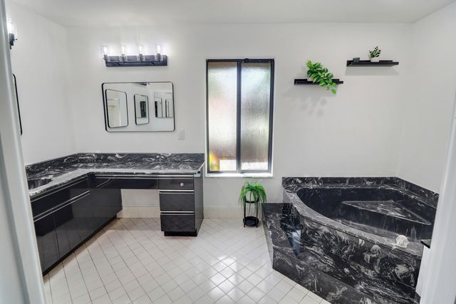 10059 NW 49th Place, Coral Springs, FL 33076