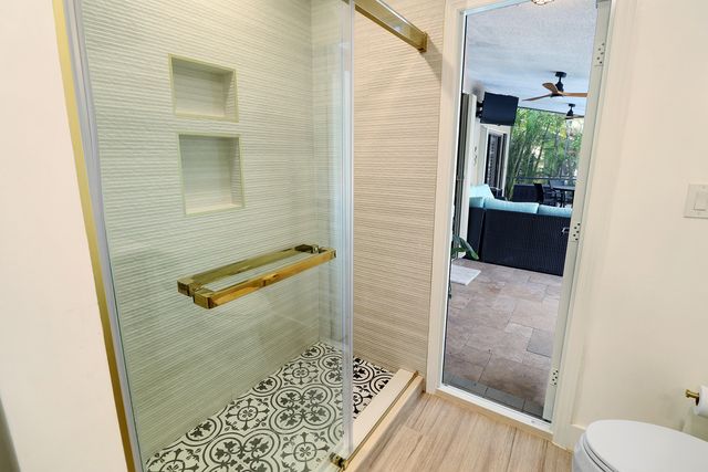 10059 NW 49th Place, Coral Springs, FL 33076