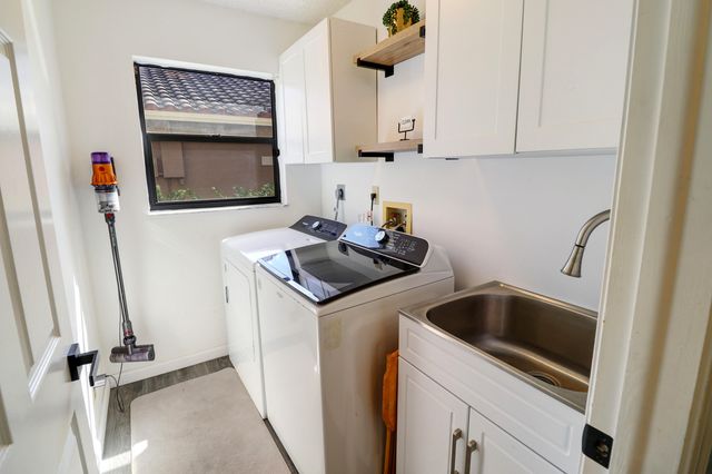 10059 NW 49th Place, Coral Springs, FL 33076