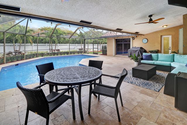 10059 NW 49th Place, Coral Springs, FL 33076