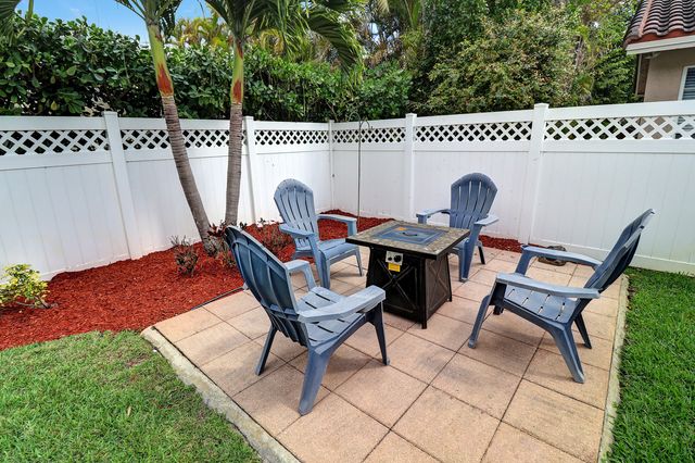 10059 NW 49th Place, Coral Springs, FL 33076