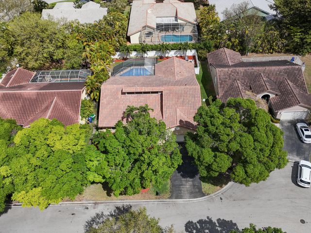 10059 NW 49th Place, Coral Springs, FL 33076