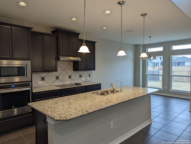2606 PARIA CYN, Converse, TX 78109