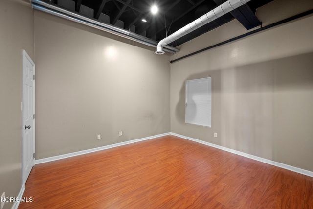 100 S Huron Street, 8b, Toledo, OH 43604