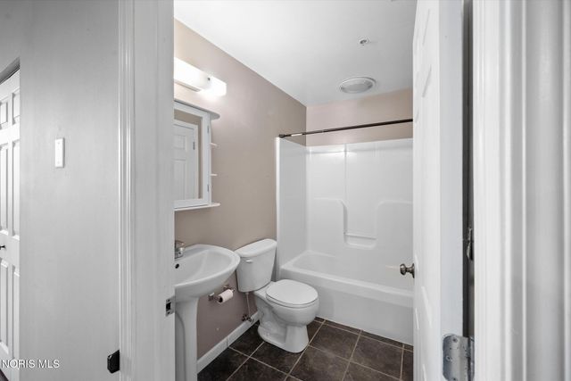 100 S Huron Street, 8b, Toledo, OH 43604