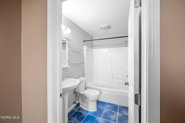 100 S Huron Street, 8b, Toledo, OH 43604