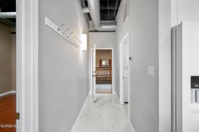 100 S Huron Street, 8b, Toledo, OH 43604