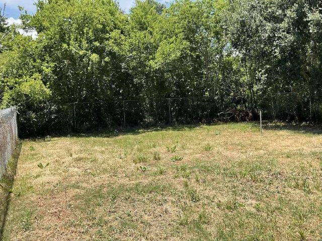 318 10th Street, Dickinson, TX 77539