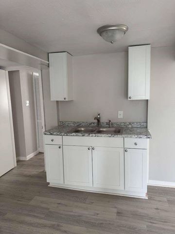 318 10th Street, Dickinson, TX 77539