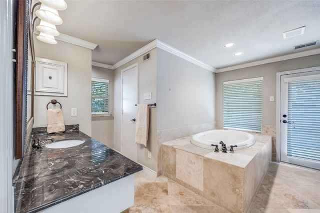 6911 Gateridge Drive, Dallas, TX 75254