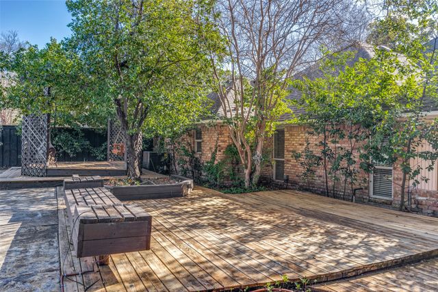 6911 Gateridge Drive, Dallas, TX 75254