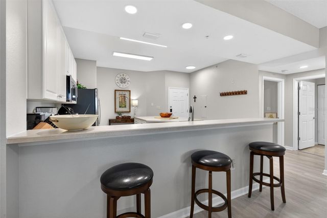 80 SURFVIEW DRIVE 811, Palm Coast, FL 32137