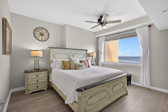 80 SURFVIEW DRIVE 811, Palm Coast, FL 32137