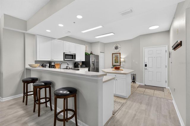 80 SURFVIEW DRIVE 811, Palm Coast, FL 32137