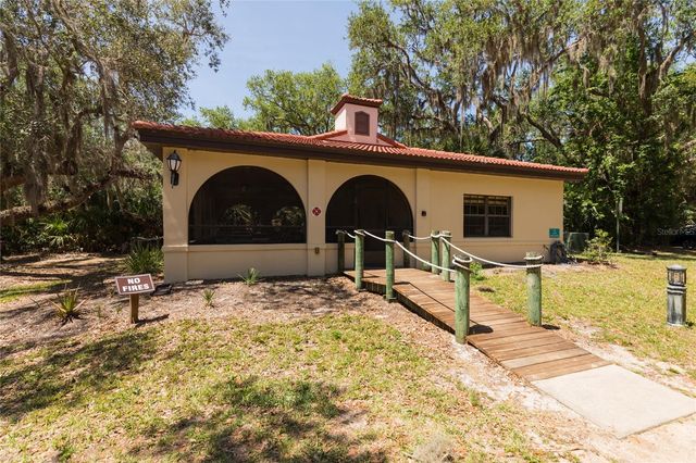 80 SURFVIEW DRIVE 811, Palm Coast, FL 32137