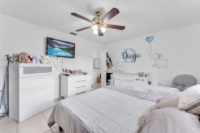 8820 SW 27th St, Miami, FL 33165