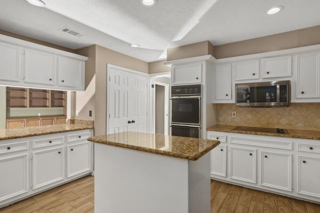 11214 Ashwood Drive, Humble, TX 77338