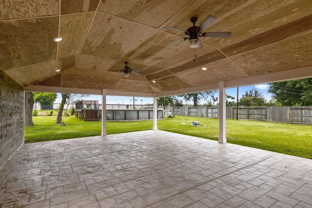 11214 Ashwood Drive, Humble, TX 77338