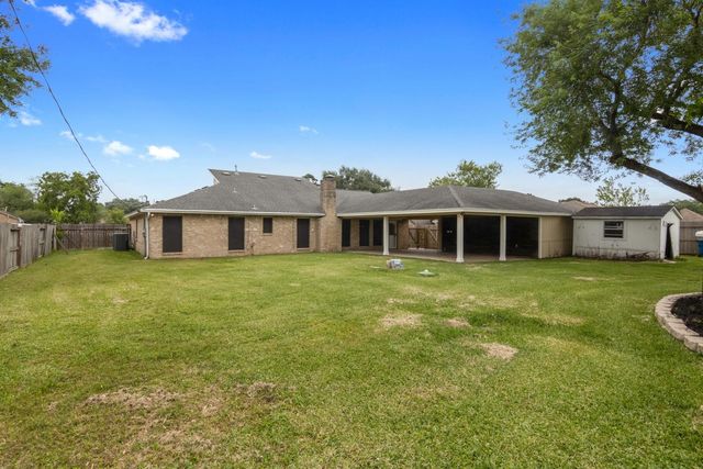 11214 Ashwood Drive, Humble, TX 77338