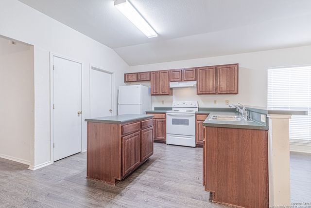 8030 Cerezo, San Antonio, TX 78250