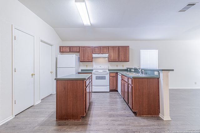 8030 Cerezo, San Antonio, TX 78250