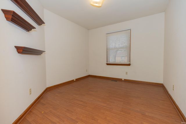 6927 Kolb Drive, Evansville, IN 47715