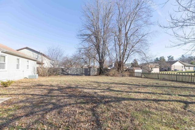 6927 Kolb Drive, Evansville, IN 47715