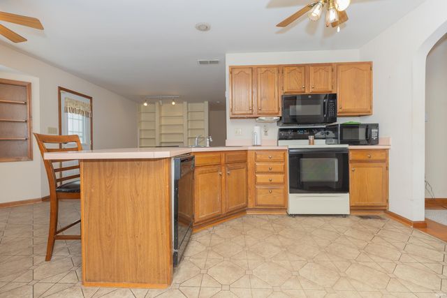 6927 Kolb Drive, Evansville, IN 47715