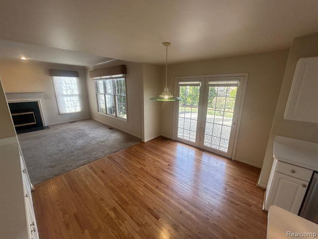 855 Chelsea Road, Canton, MI 48187